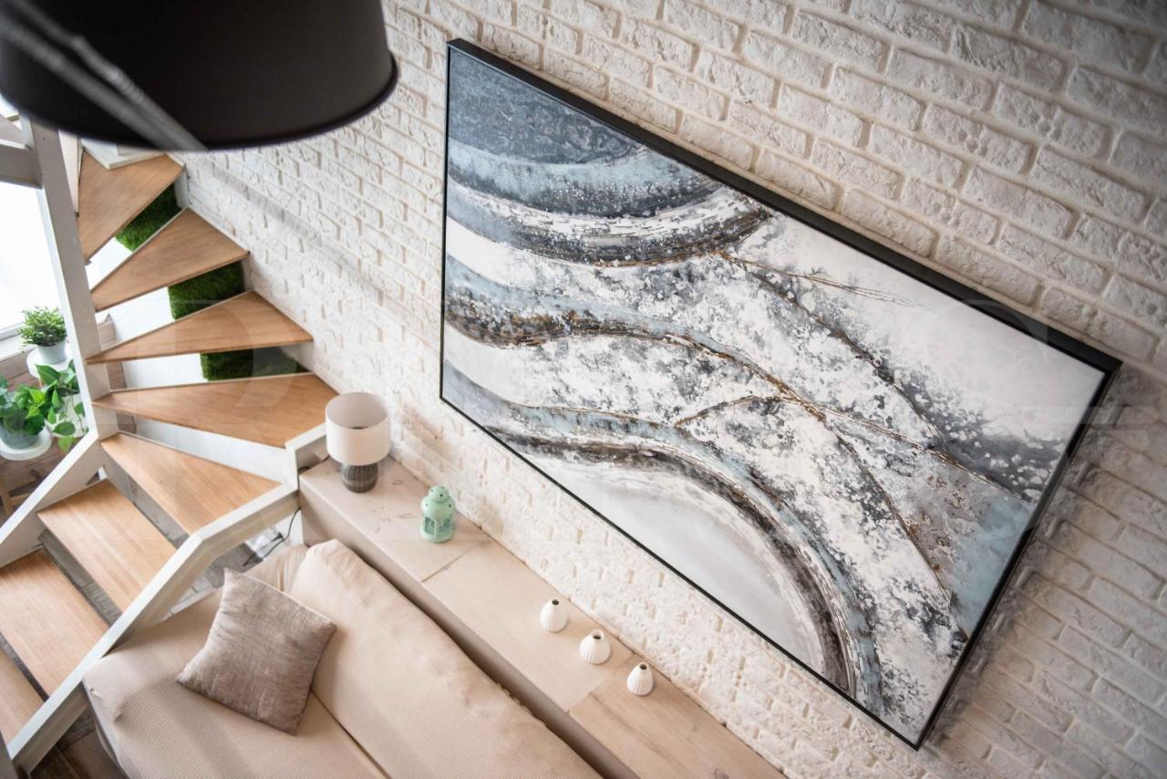 Bright Duplex Loft Next To The Center By Rems Apartment