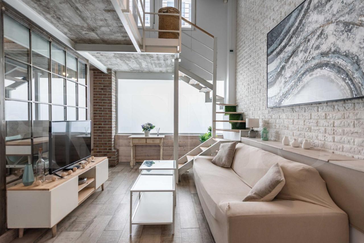 Bright Duplex Loft Next To The Center By Rems Apartment